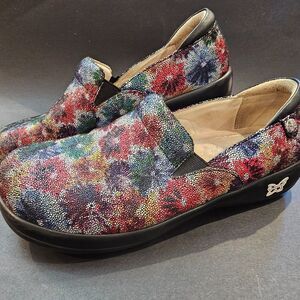 Alegria Bloomies Keli Slip On Flower Mosaic Clogs 9.5/40 Nursing Kel-506 Leather
